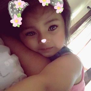 Meet your Posher, Alma